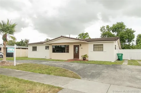 17950 NW 78th Court Hialeah FL 33015