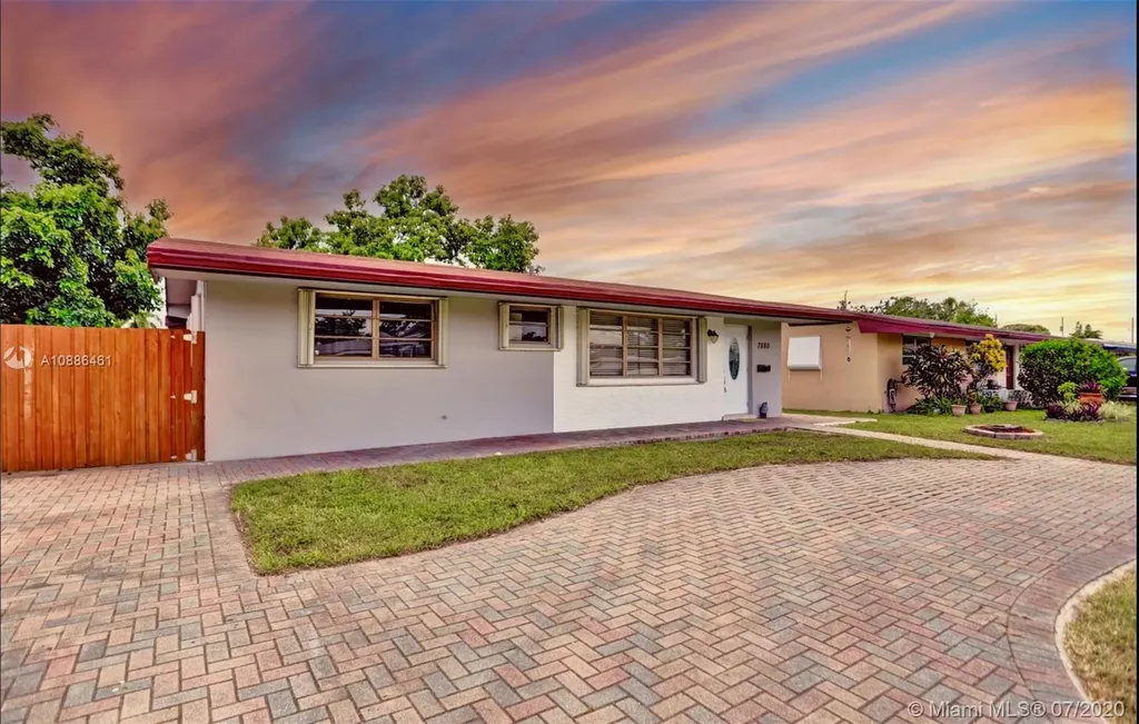 7880 NW 13th Street Pembroke Pines FL 33024