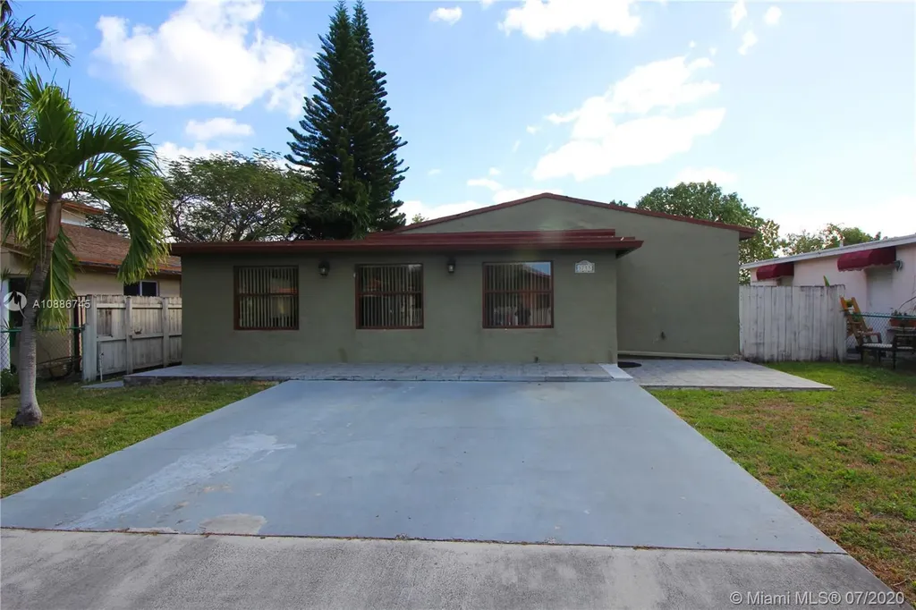 3715 SW 89th Avenue Miami FL 33165