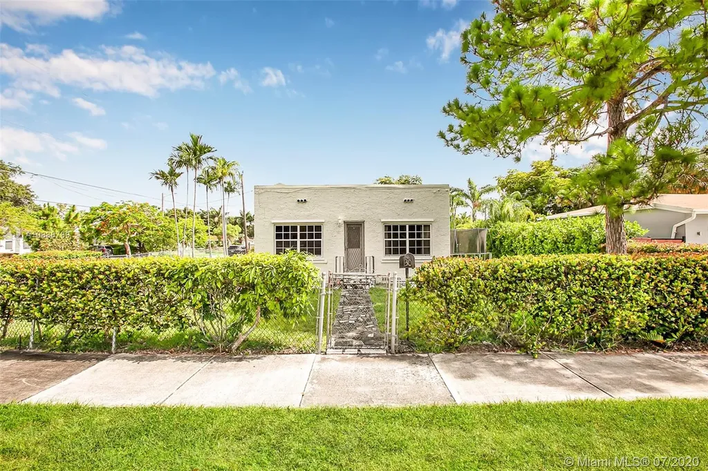301 NE 128th Street North Miami FL 33161