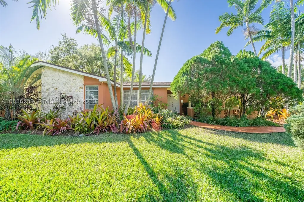 8340 SW 164th Terrace Palmetto Bay FL 33157