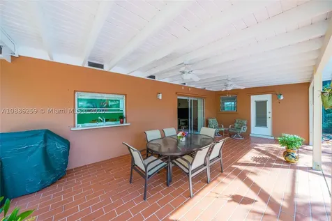 8340 SW 164th Terrace Palmetto Bay FL 33157