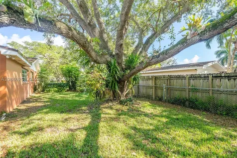 8340 SW 164th Terrace Palmetto Bay FL 33157