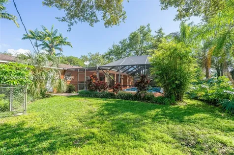 8340 SW 164th Terrace Palmetto Bay FL 33157
