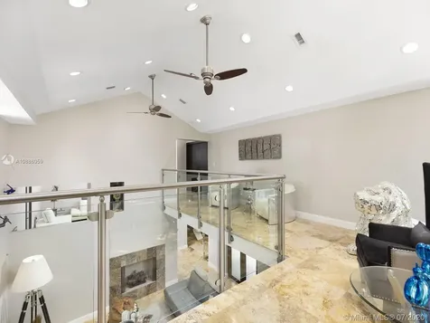 3005 Washington Street Miami FL 33133