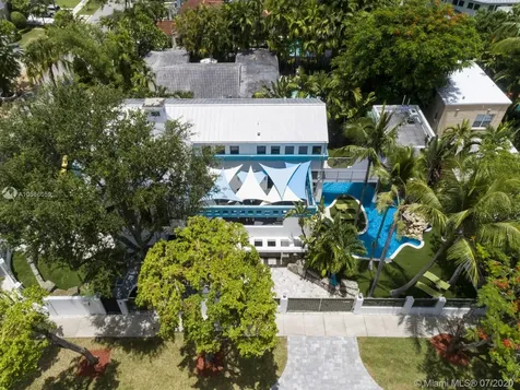 3005 Washington Street Miami FL 33133
