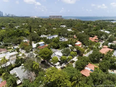 3005 Washington Street Miami FL 33133