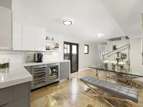 3005 Washington Street Miami FL 33133
