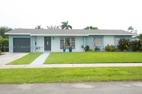 9131 SW 181st Terrace Palmetto Bay FL 33157