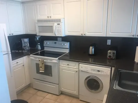 2501 S Ocean Drive Hollywood FL 33019