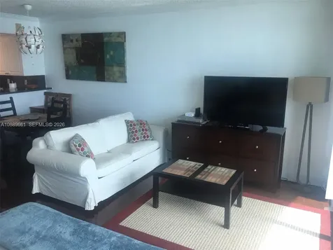 2501 S Ocean Drive Hollywood FL 33019