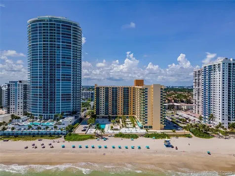 2501 S Ocean Drive Hollywood FL 33019