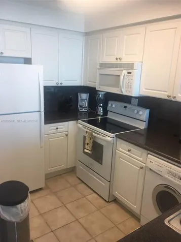 2501 S Ocean Drive Hollywood FL 33019