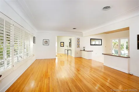 5409 Riviera Drive Coral Gables FL 33146