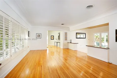 5409 Riviera Drive Coral Gables FL 33146