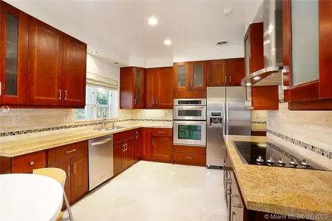 5409 Riviera Drive Coral Gables FL 33146