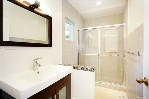 5409 Riviera Drive Coral Gables FL 33146