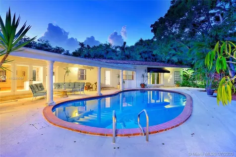 5409 Riviera Drive Coral Gables FL 33146