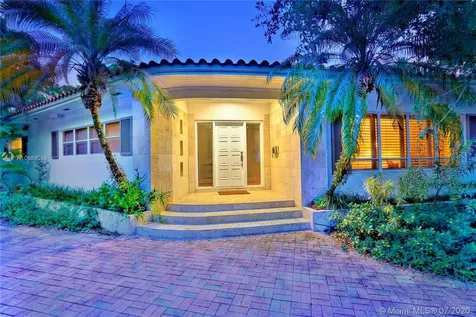 5409 Riviera Drive Coral Gables FL 33146