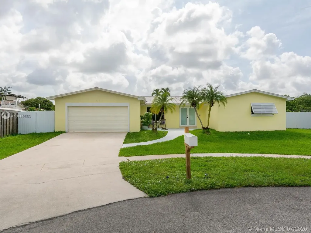 1611 NW 120th Avenue Pembroke Pines FL 33026