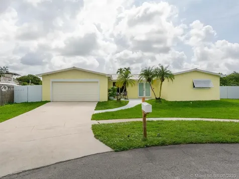 1611 NW 120th Avenue Pembroke Pines FL 33026