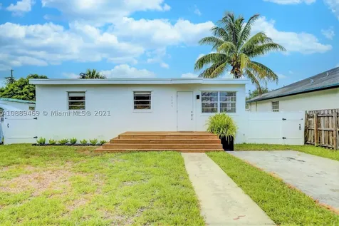 5605 Mayo Street Hollywood FL 33023