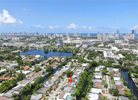 2350 NE 195th Street Miami FL 33180