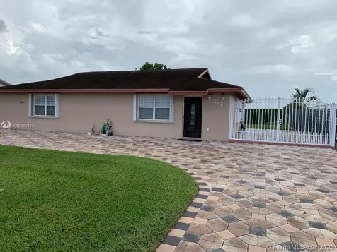 217 Azucana Road South Bay FL 33493