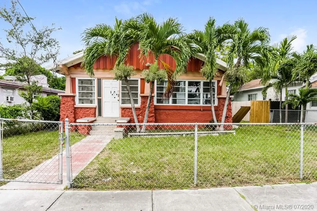 1757 NW 16th Street Miami FL 33125