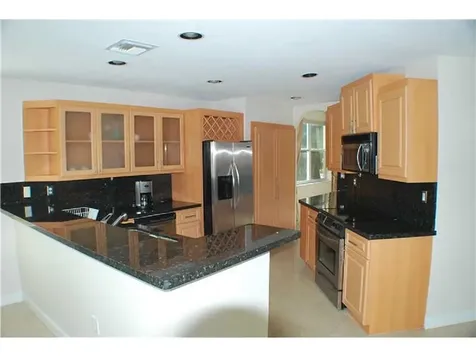 18551 SW 136th Street Miami FL 33196
