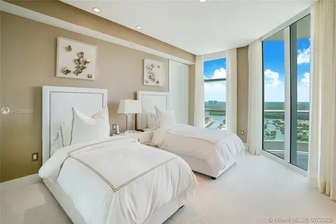 16051 Collins Avenue Sunny Isles Beach FL 33160