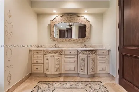 284 Carabela Court Coral Gables FL 33143