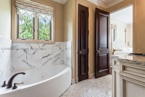 284 Carabela Court Coral Gables FL 33143