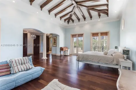 284 Carabela Court Coral Gables FL 33143