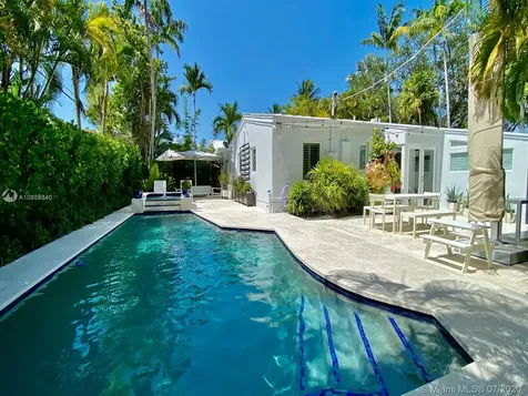 255 Glenridge Road Key Biscayne FL 33149