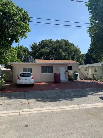 1353 NW 26th Street Miami FL 33142