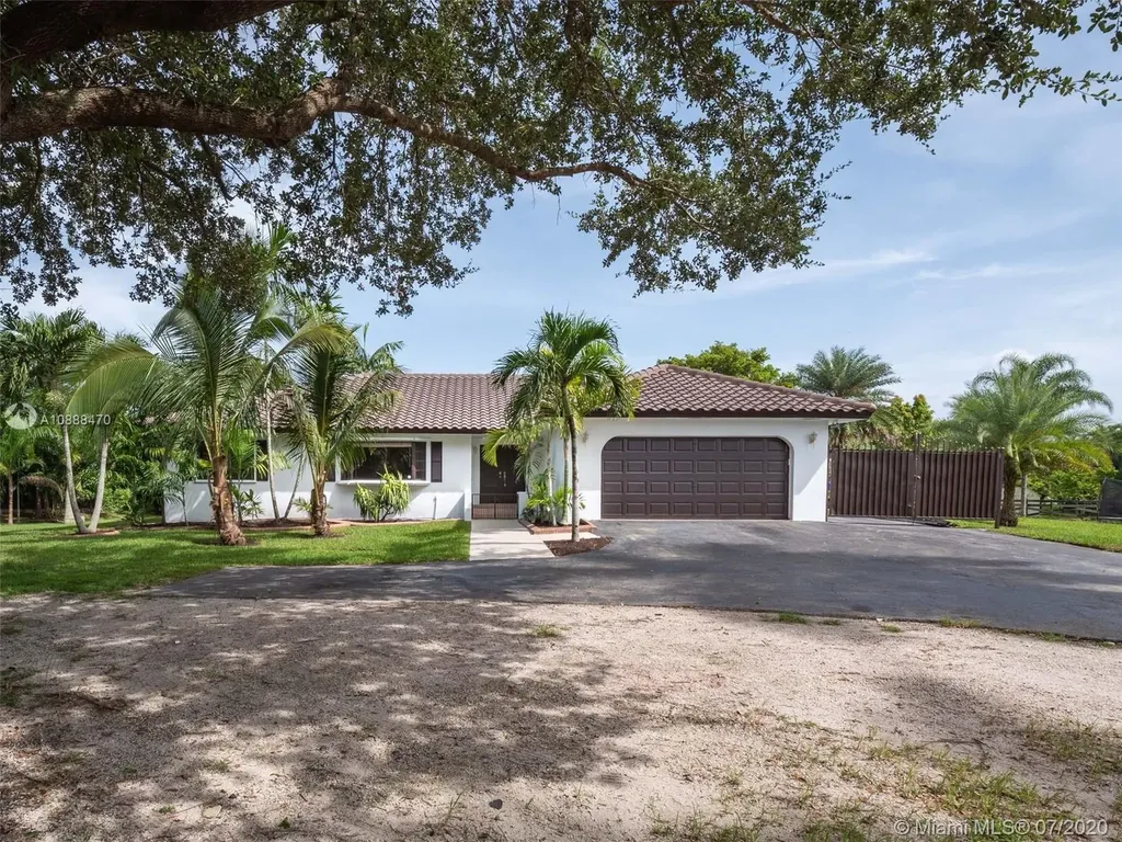 20211 SW 48th Place Southwest Ranches FL 33332