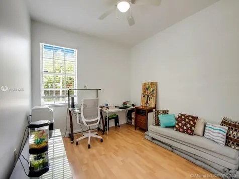 16081 SW 99th Lane Miami FL 33196