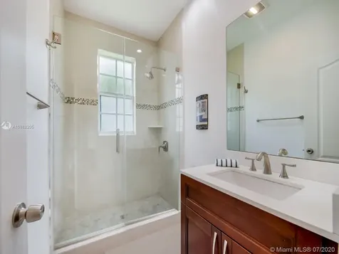 16081 SW 99th Lane Miami FL 33196