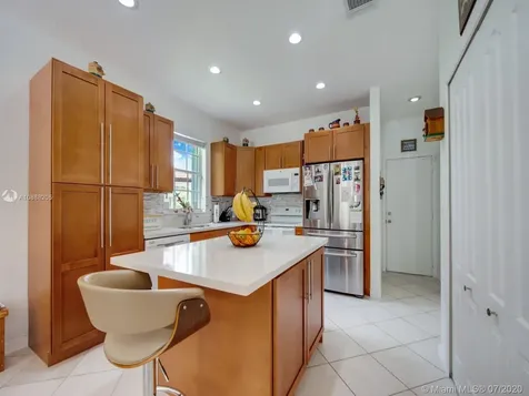 16081 SW 99th Lane Miami FL 33196