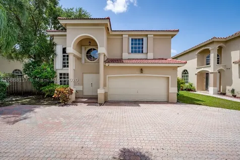 2011 NW 99th Avenue Pembroke Pines FL 33024