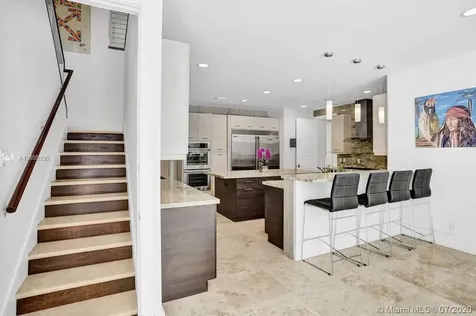 19001 NE 21st Avenue North Miami Beach FL 33179