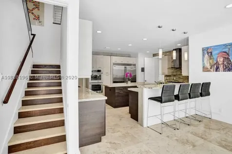 19001 NE 21st Avenue North Miami Beach FL 33179