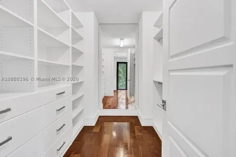 19001 NE 21st Avenue North Miami Beach FL 33179