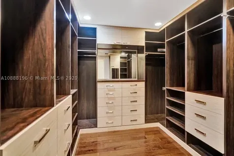 19001 NE 21st Avenue North Miami Beach FL 33179