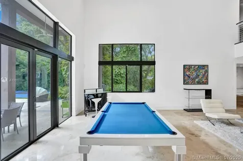 19001 NE 21st Avenue North Miami Beach FL 33179