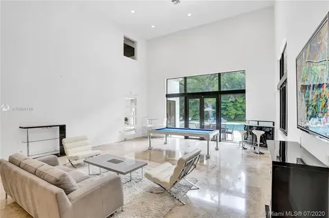 19001 NE 21st Avenue North Miami Beach FL 33179