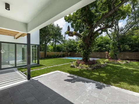 6485 SW 82nd Street Miami FL 33143