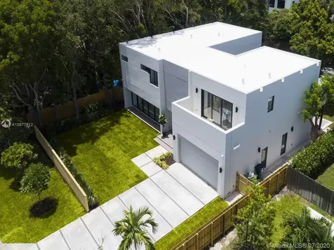 6485 SW 82nd Street Miami FL 33143