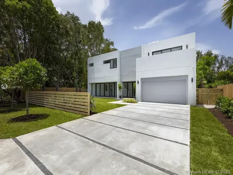 6485 SW 82nd Street Miami FL 33143